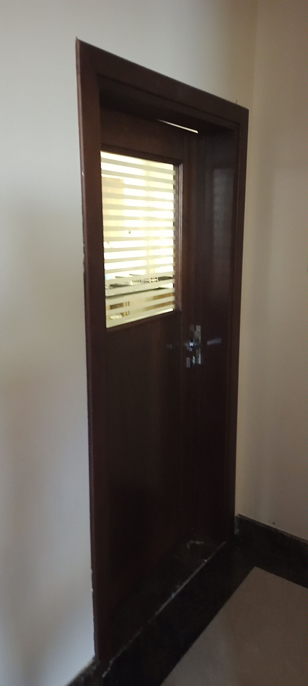 Mohamed Alfalsi Doors Maintenance